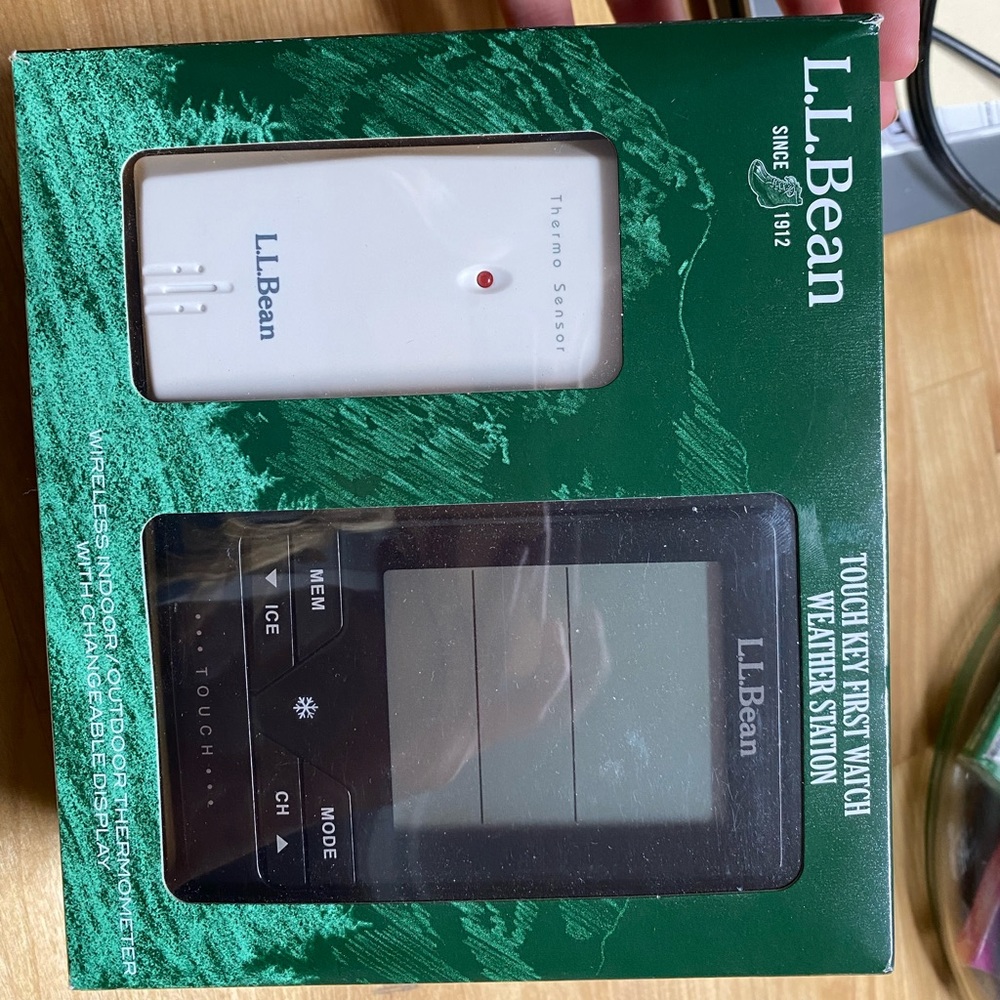 LL Bean weather station